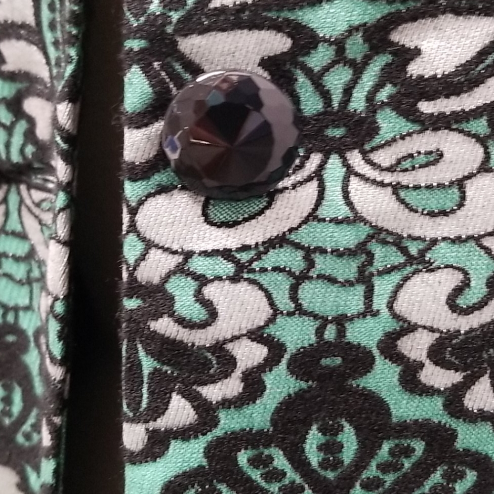 Coat - Picture 4 of 4